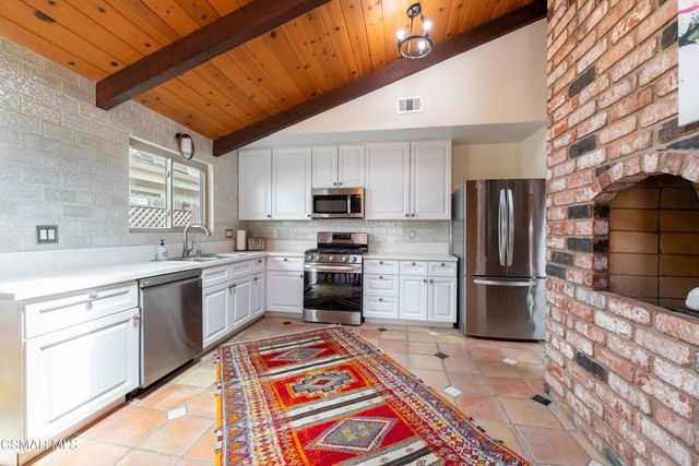 5121 Breakwater Way, Oxnard, CA 93035