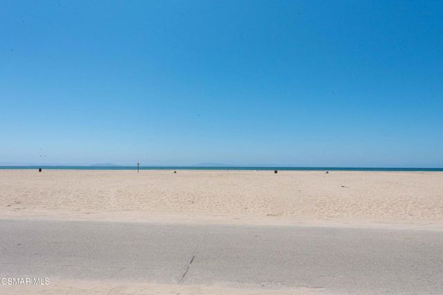 5121 Breakwater Way, Oxnard, CA 93035