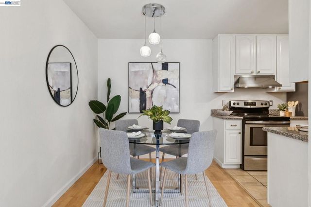 150 150 Pearl St 106, Oakland, CA 94611