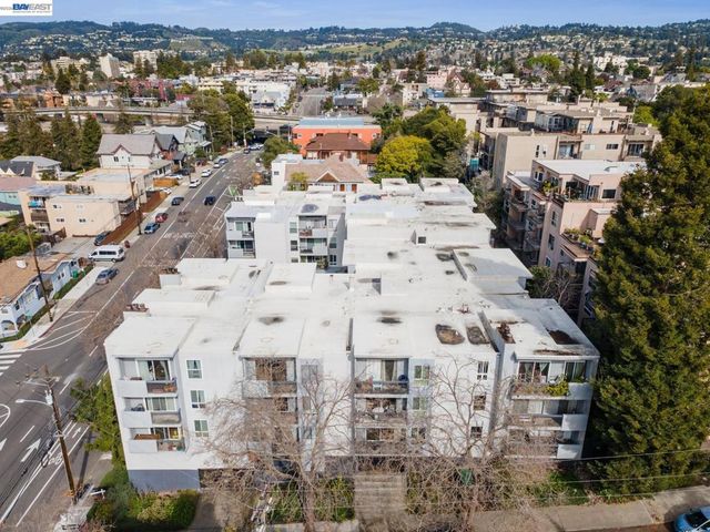150 150 Pearl St 106, Oakland, CA 94611