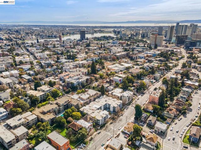 150 150 Pearl St 106, Oakland, CA 94611