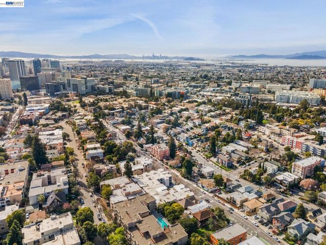 150 150 Pearl St 106, Oakland, CA 94611