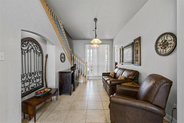 12 NW Pleasant View Ridge, Lawton, OK 73505