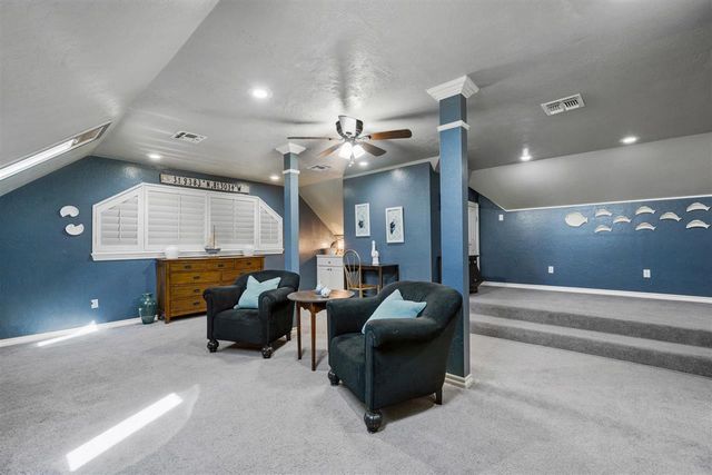 12 NW Pleasant View Ridge, Lawton, OK 73505