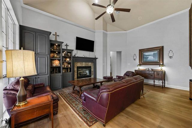 12 NW Pleasant View Ridge, Lawton, OK 73505