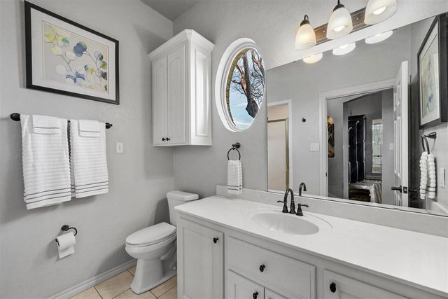 12 NW Pleasant View Ridge, Lawton, OK 73505