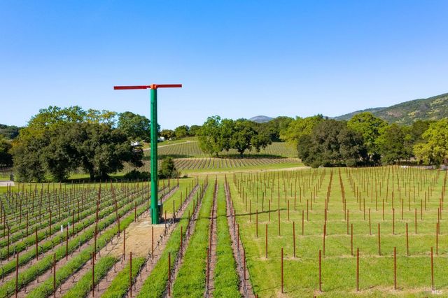 4094 E 3rd Ave, Napa, CA 94558