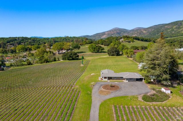 4094 E 3rd Ave, Napa, CA 94558