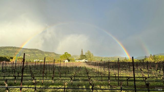 4094 E 3rd Ave, Napa, CA 94558