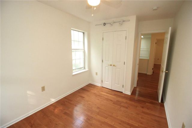 106 Founders Court, Bethlehem Twp, PA 18020