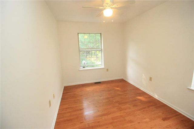 106 Founders Court, Bethlehem Twp, PA 18020