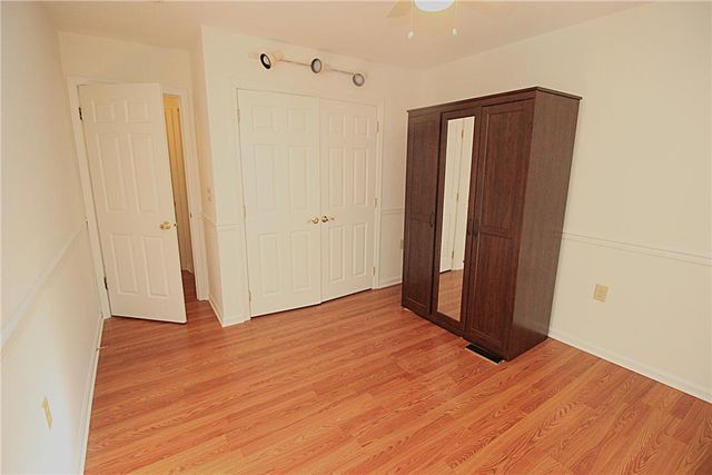 106 Founders Court, Bethlehem Twp, PA 18020