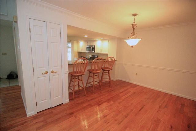 106 Founders Court, Bethlehem Twp, PA 18020