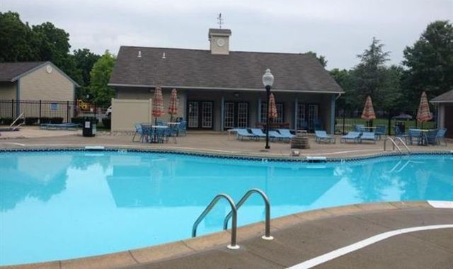106 Founders Court, Bethlehem Twp, PA 18020