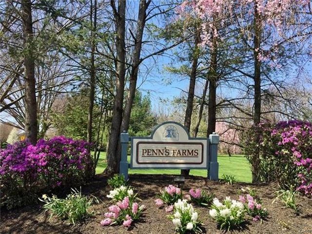 106 Founders Court, Bethlehem Twp, PA 18020