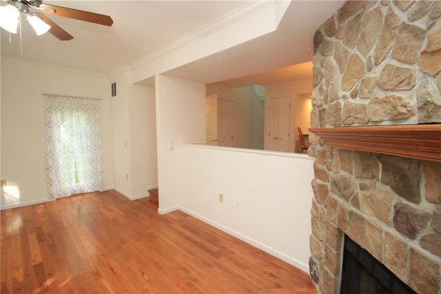 106 Founders Court, Bethlehem Twp, PA 18020