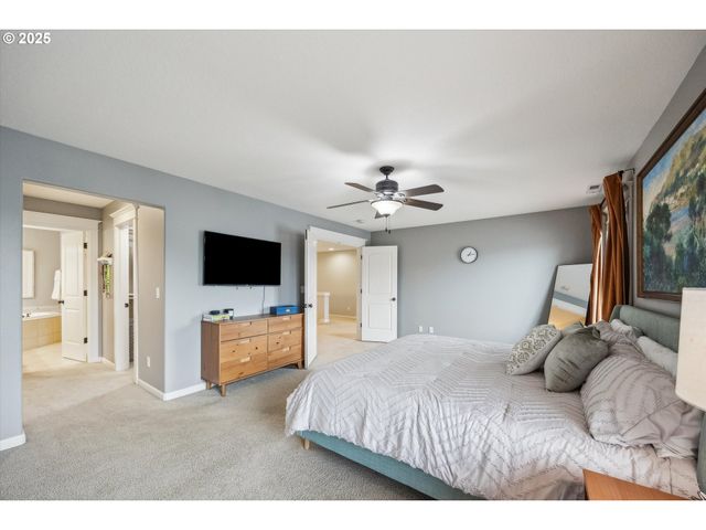 14642 WALNUT GROVE Way, Oregon City, OR 97045