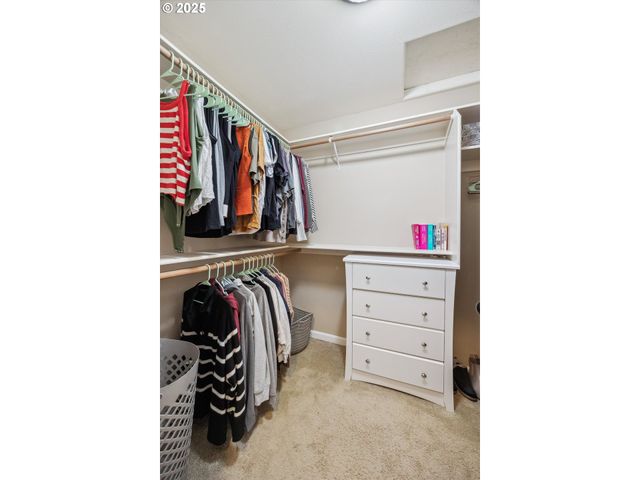 14642 WALNUT GROVE Way, Oregon City, OR 97045