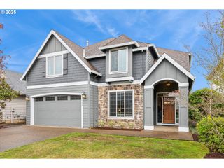 14642 WALNUT GROVE Way, Oregon City, OR 97045