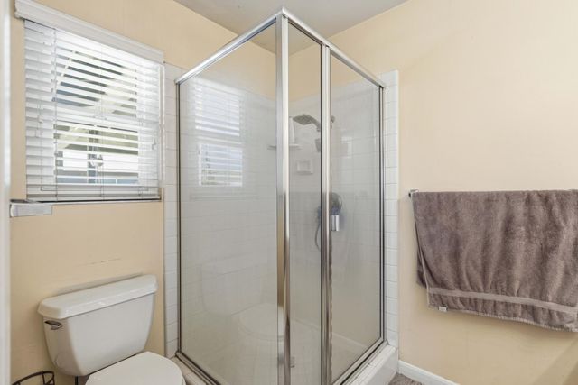 365 Birchwood Ct, Modesto, CA 95350