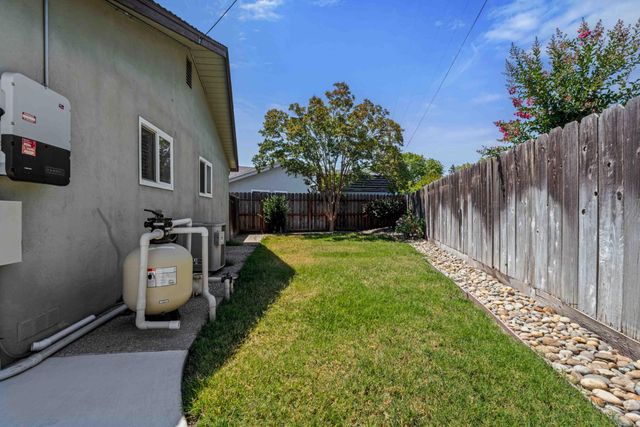 365 Birchwood Ct, Modesto, CA 95350