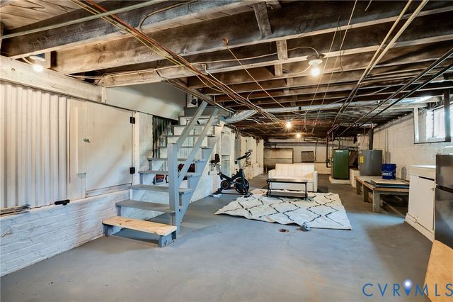 1904 Hilliard Rd, Richmond, VA 23228