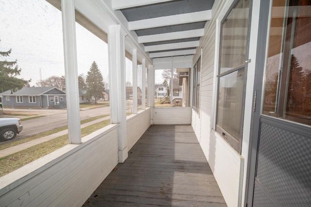 108 Smythe Court, Beaver Dam, WI 53916