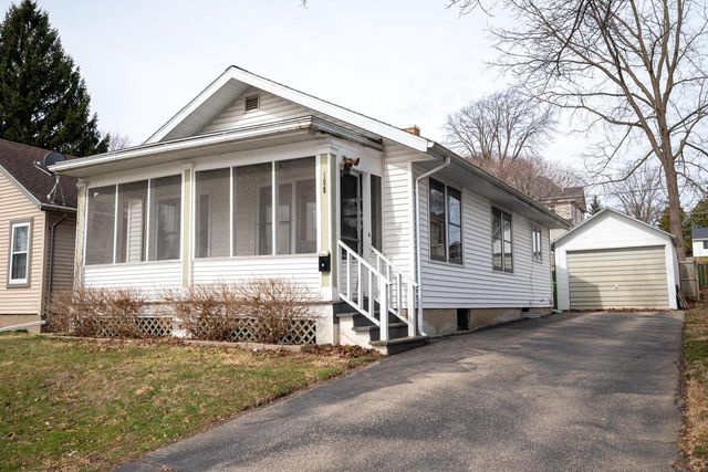 108 Smythe Court, Beaver Dam, WI 53916