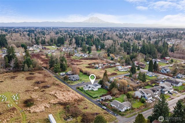 816 88th Street E, Tacoma, WA 98445