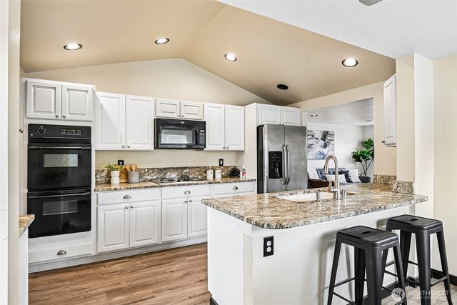 816 88th Street E, Tacoma, WA 98445