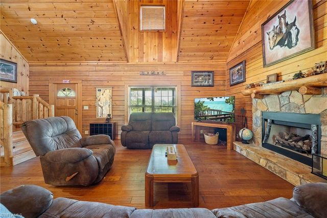 820 N Jinete ST, Clewiston, FL 33440