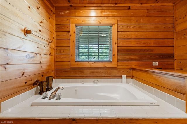 820 N Jinete ST, Clewiston, FL 33440