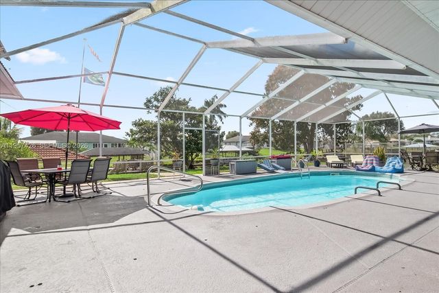 349 NE Anderson St, Lake Placid, FL 33852