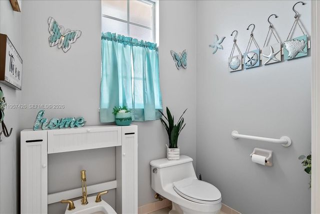 349 NE Anderson St, Lake Placid, FL 33852