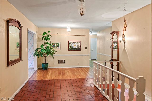 300 Eastlawn Circle, Zanesville, OH 43701