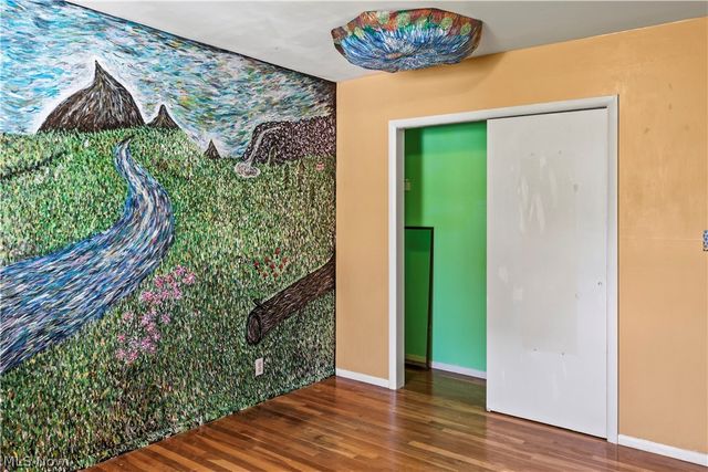 300 Eastlawn Circle, Zanesville, OH 43701