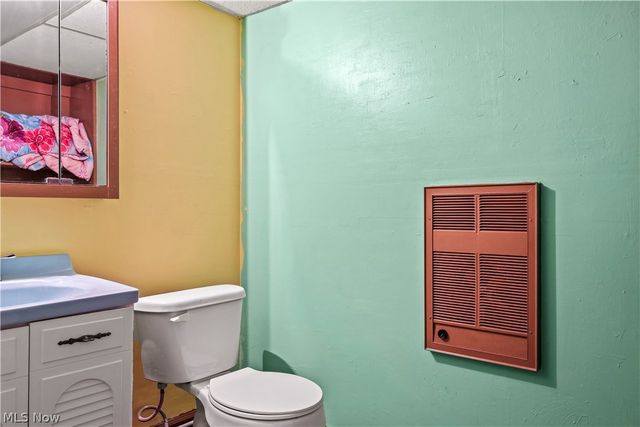 300 Eastlawn Circle, Zanesville, OH 43701