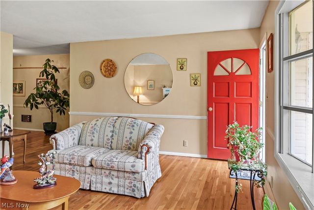 300 Eastlawn Circle, Zanesville, OH 43701