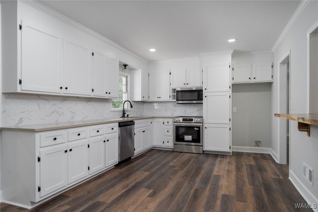 4117 Eleanor, Northport, AL 35473