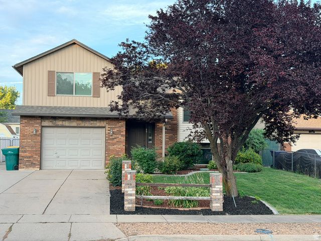 89 N 400 W, Clearfield, UT 84015