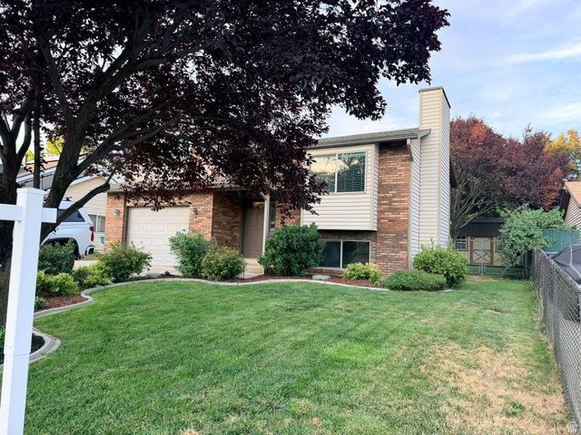 89 N 400 W, Clearfield, UT 84015