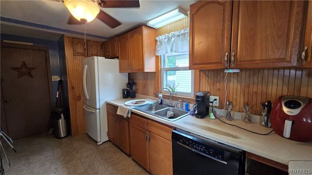 312 77th Street, Niagara Falls, NY 14304