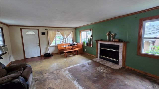 312 77th Street, Niagara Falls, NY 14304