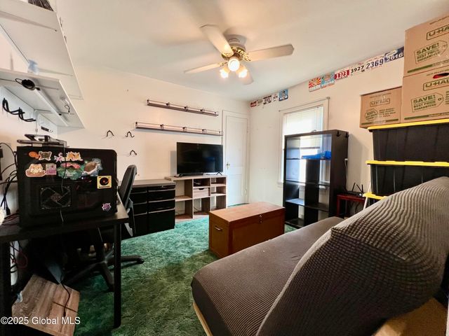 2803 Wellington Avenue, Rotterdam, NY 12306