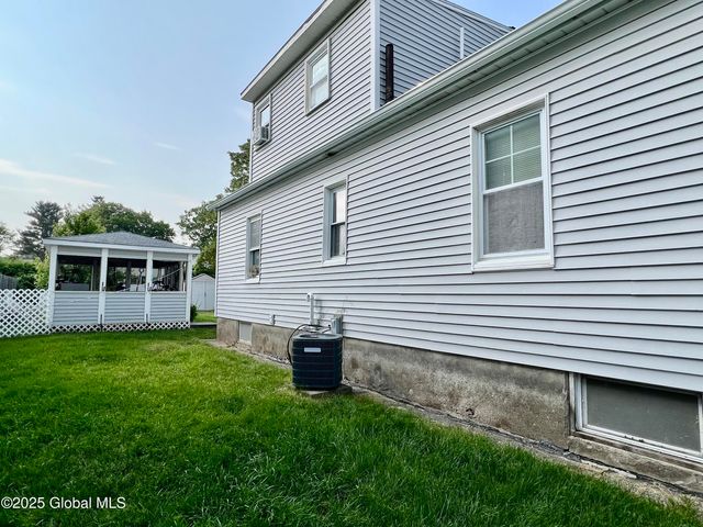2803 Wellington Avenue, Rotterdam, NY 12306
