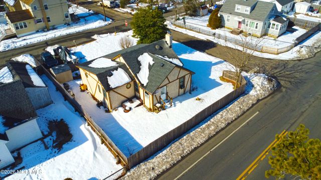 699 Mantoloking Road, Brick, NJ 08723