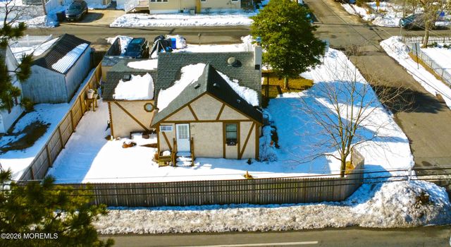 699 Mantoloking Road, Brick, NJ 08723