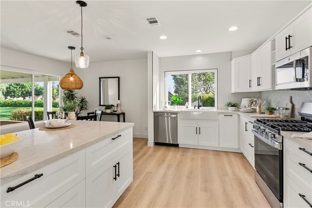 23986 Calle Alonso, Mission Viejo, CA 92692