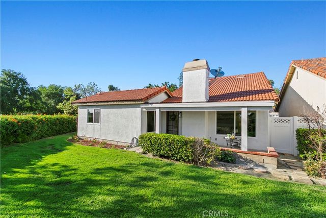 23986 Calle Alonso, Mission Viejo, CA 92692