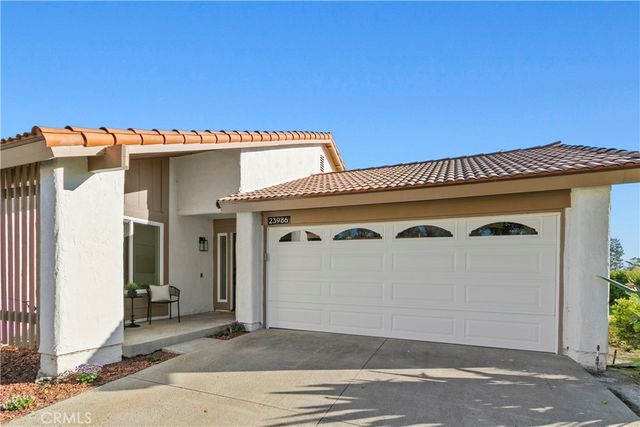 23986 Calle Alonso, Mission Viejo, CA 92692
